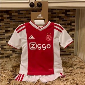 ADIDAS - Toddler Ziggo outfit - NEW WITH TAGS